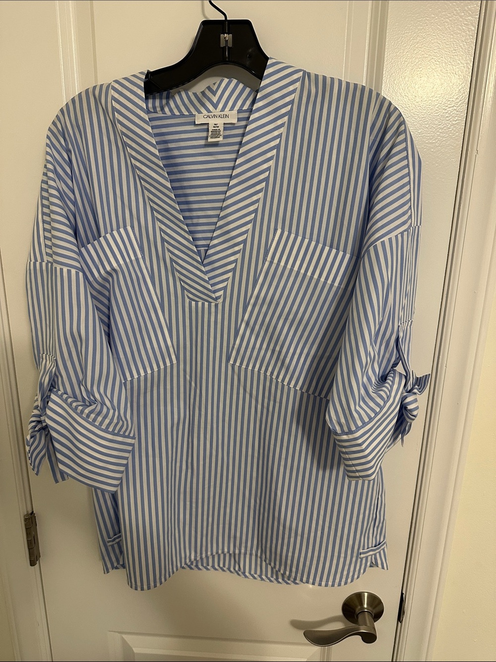 Calvin Klein Blue & White Striped Roll-Tab Popover Blouse Size Medium